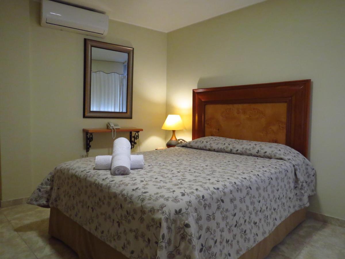 Hotel Las Flores Ica Dış mekan fotoğraf