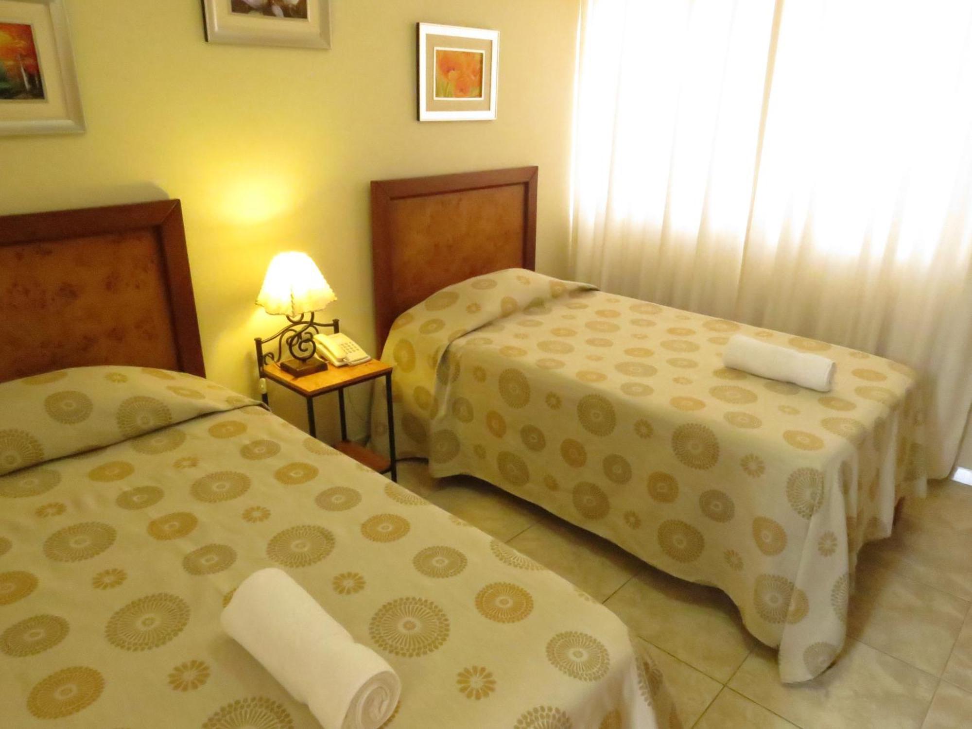 Hotel Las Flores Ica Dış mekan fotoğraf